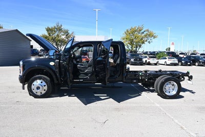 2027 Ford F-550SD Platinum DRW