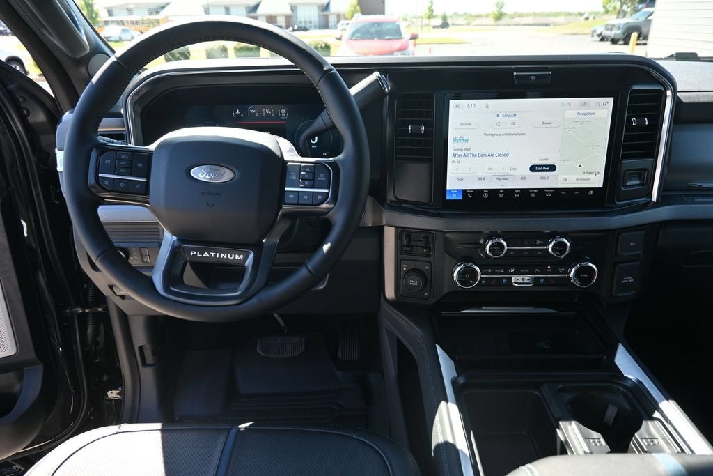 2027 Ford F-550SD Platinum DRW