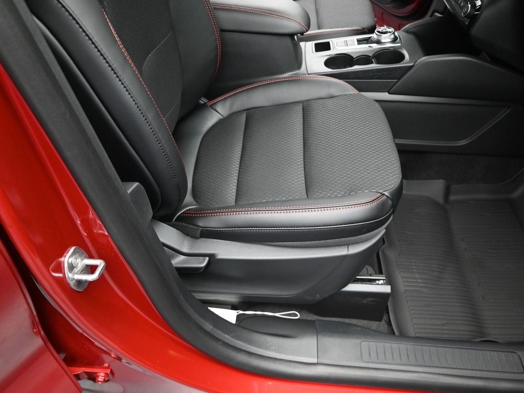 2025 Ford Escape Hybrid ST-Line