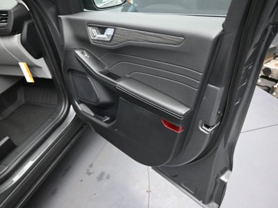 2026 Ford Escape Platinum