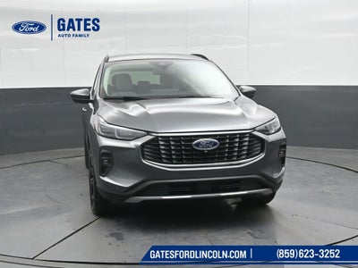 2026 Ford Escape Platinum