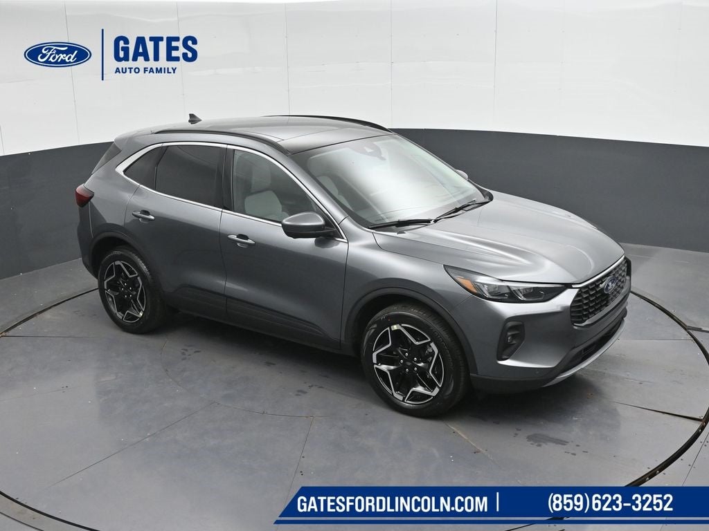 2026 Ford Escape Platinum