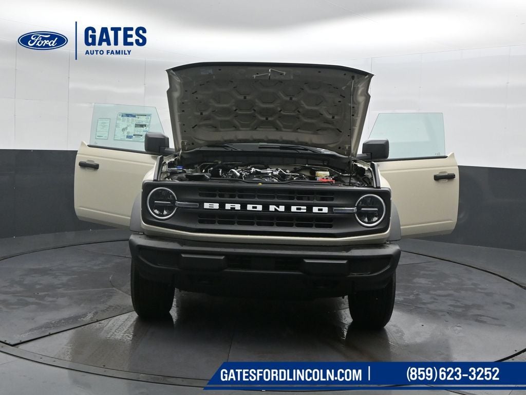 2026 Ford Bronco Base