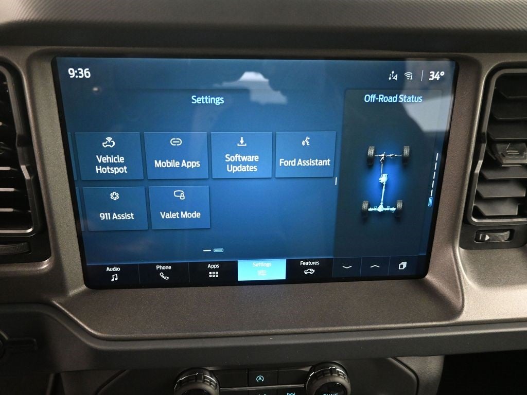 2025 Ford Bronco Base