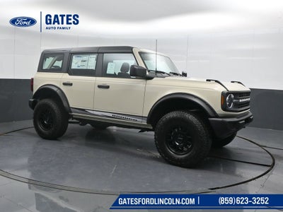 2025 Ford Bronco Base