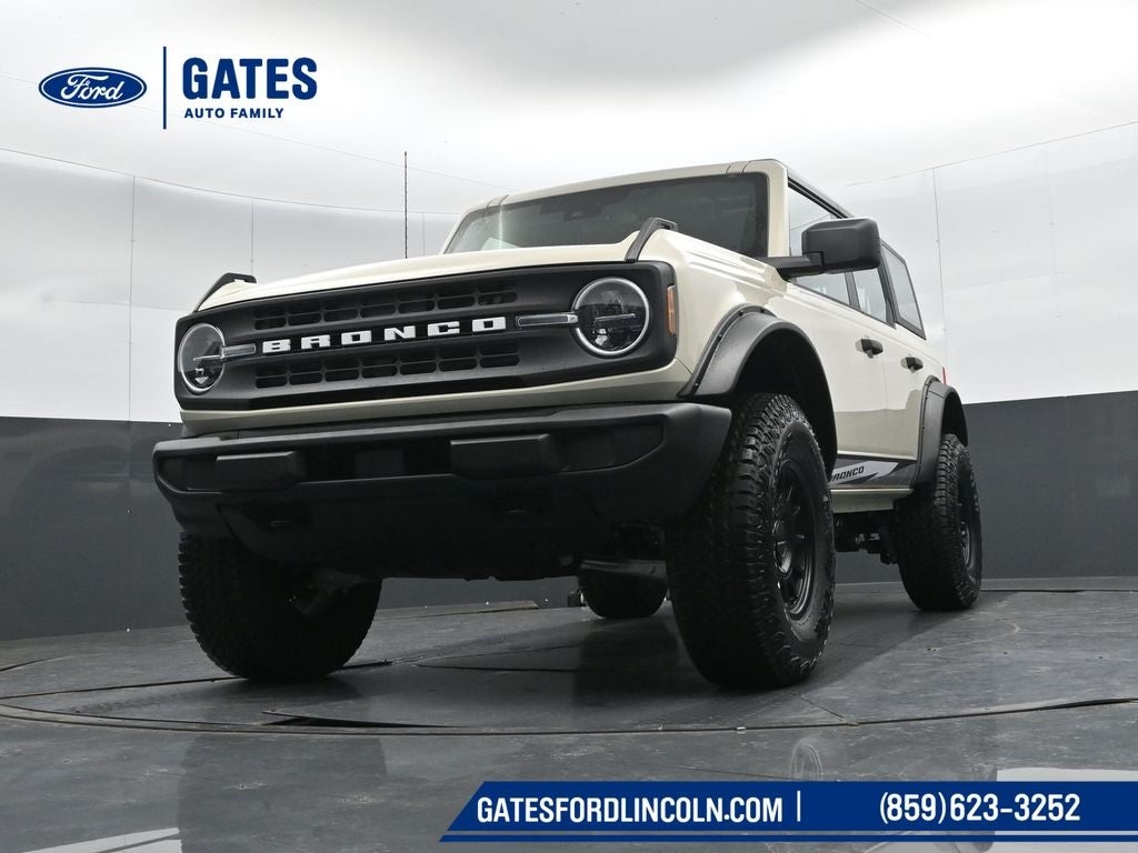 2025 Ford Bronco Base