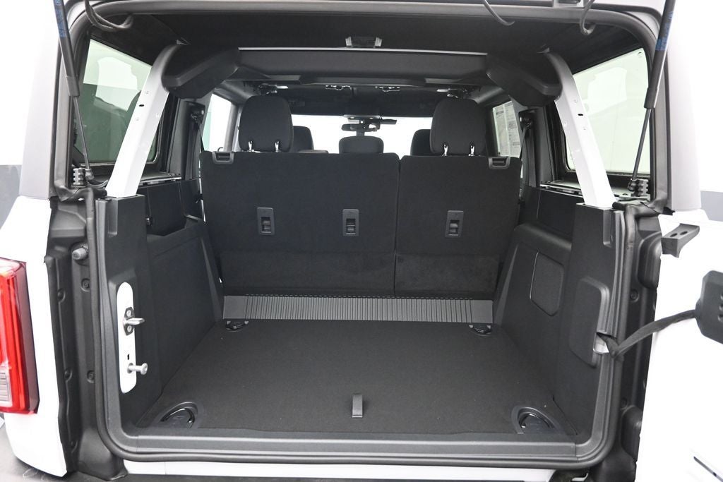 2026 Ford Bronco Big Bend Matte Black Pack