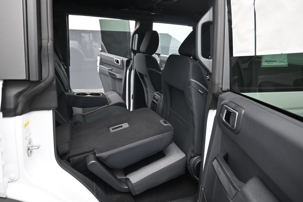 2026 Ford Bronco Big Bend Matte Black Pack