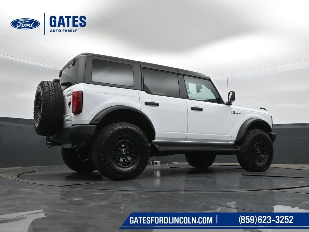 2026 Ford Bronco Big Bend Matte Black Pack