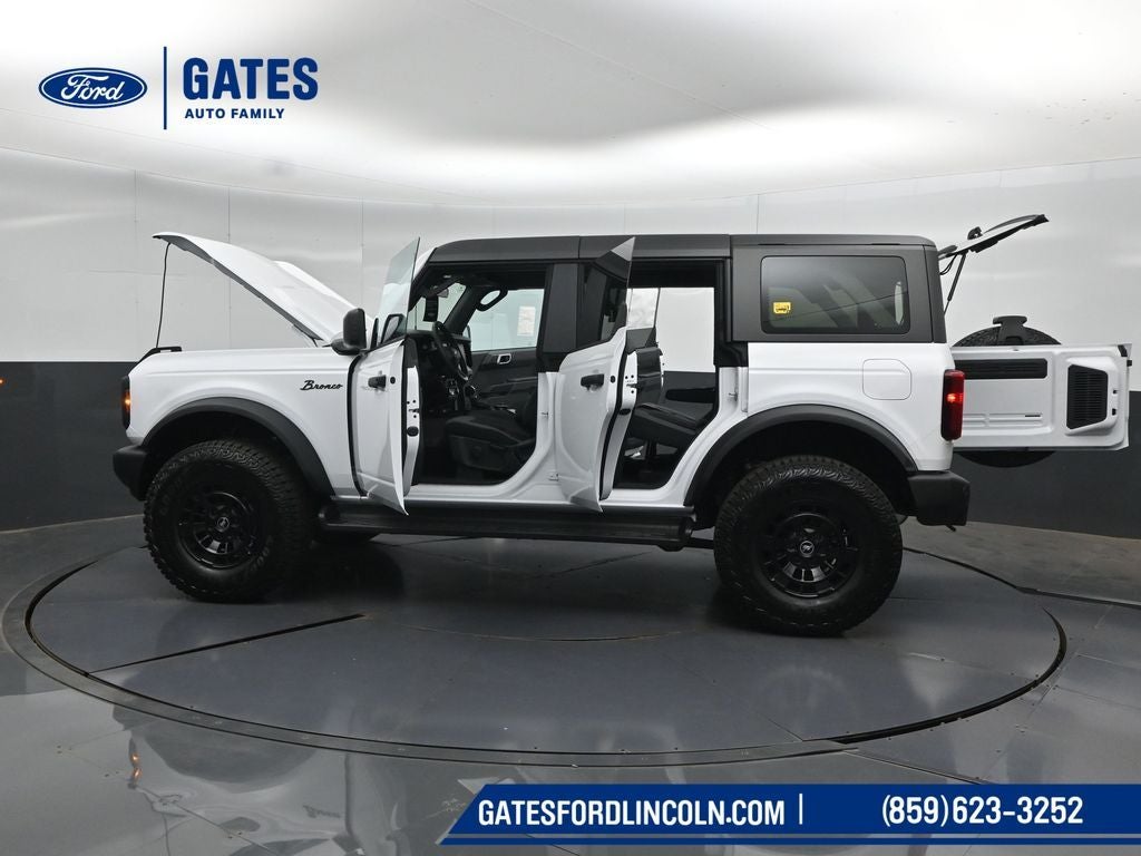 2026 Ford Bronco Big Bend Matte Black Pack