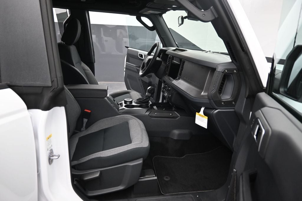 2026 Ford Bronco Big Bend Matte Black Pack