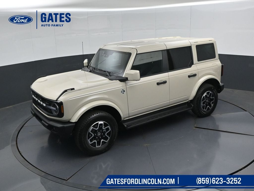 2026 Ford Bronco Outer Banks