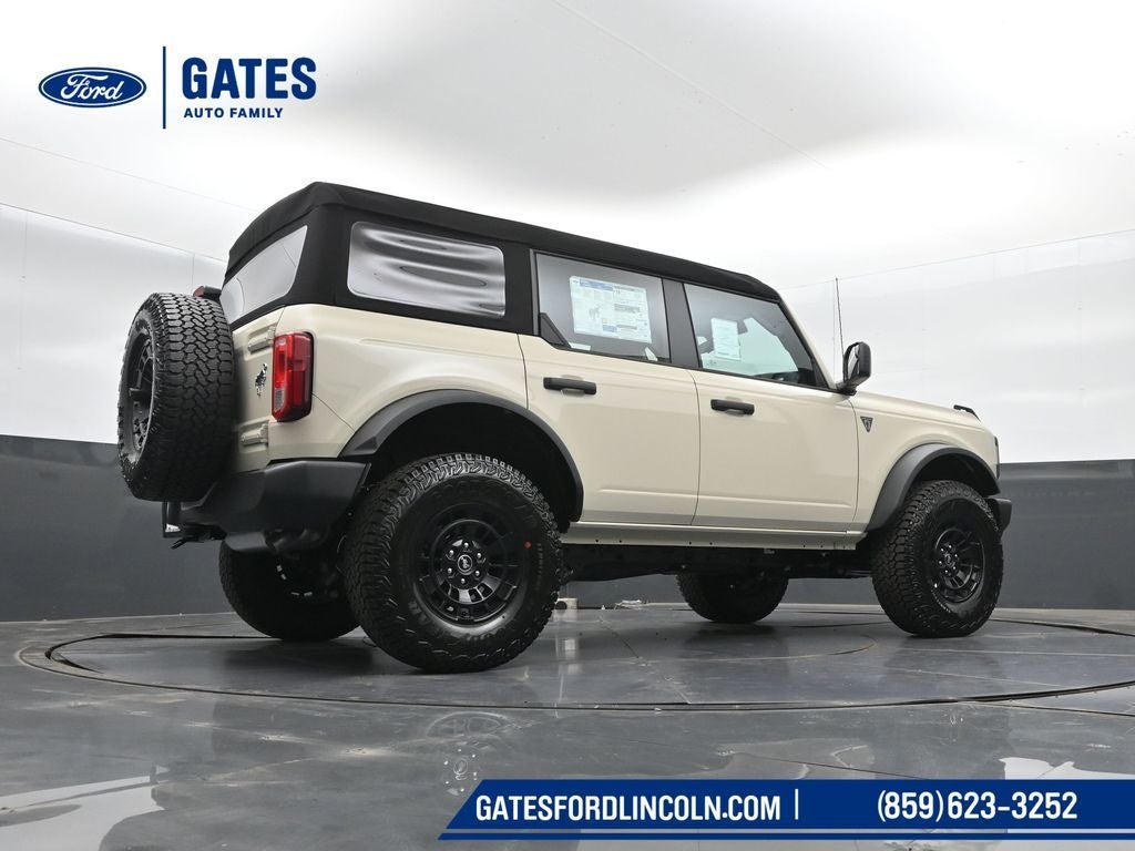 2026 Ford Bronco Base