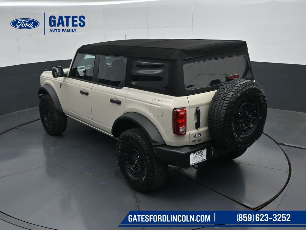 2026 Ford Bronco Base