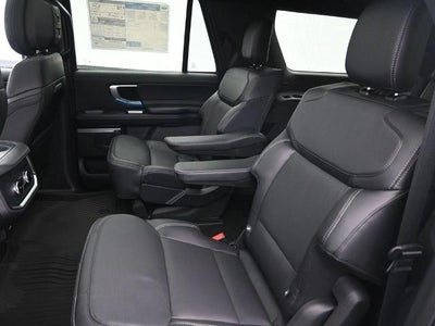 2026 Ford Expedition MAX Platinum®