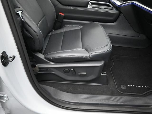 2025 Ford Expedition Platinum® MAX