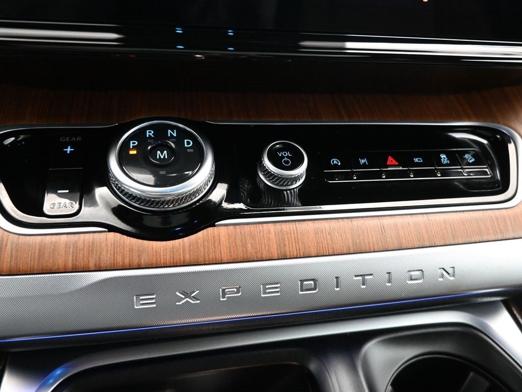 2025 Ford Expedition King Ranch