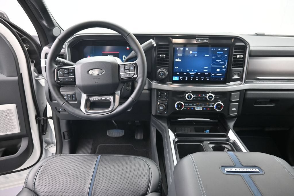 2027 Ford F-350SD Platinum