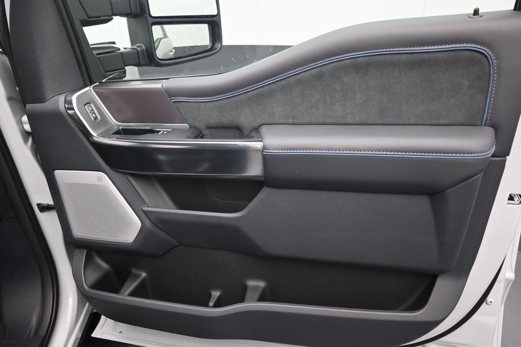 2026 Ford F-350SD F-350® Platinum®