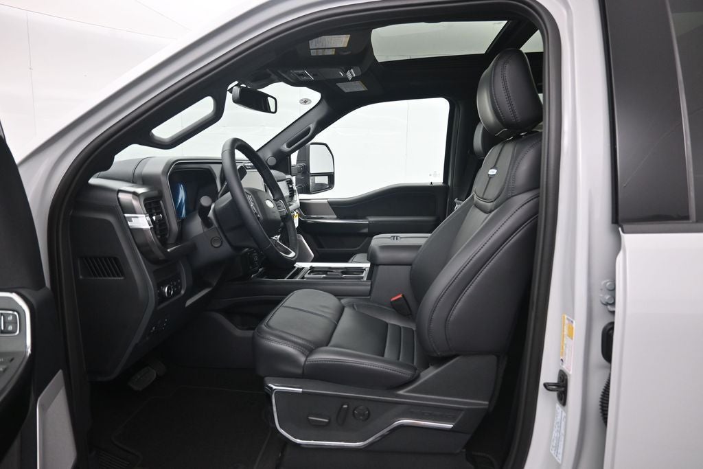 2026 Ford F-350SD F-350® Platinum®