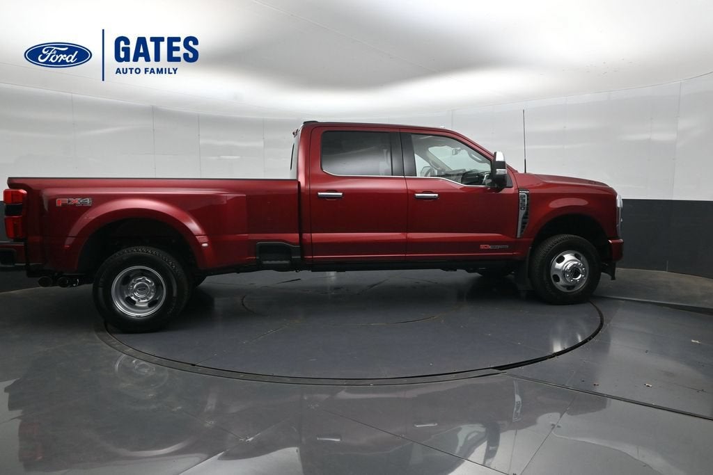 2027 Ford F-350SD Platinum DRW