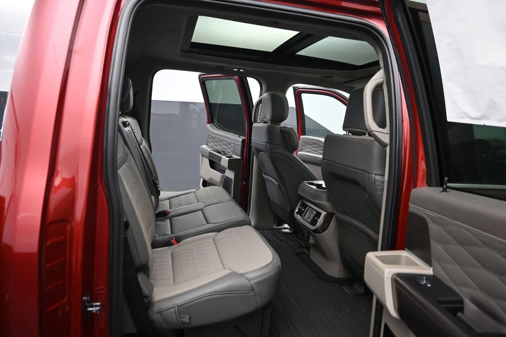 2027 Ford F-350SD Platinum DRW
