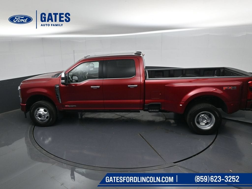 2027 Ford F-350SD Platinum DRW