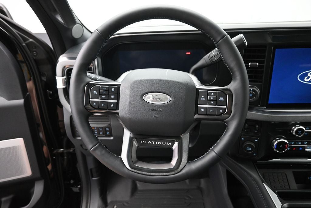 2026 Ford F-350SD Platinum DRW