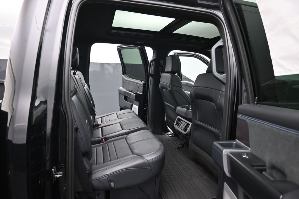 2026 Ford F-350SD Platinum DRW