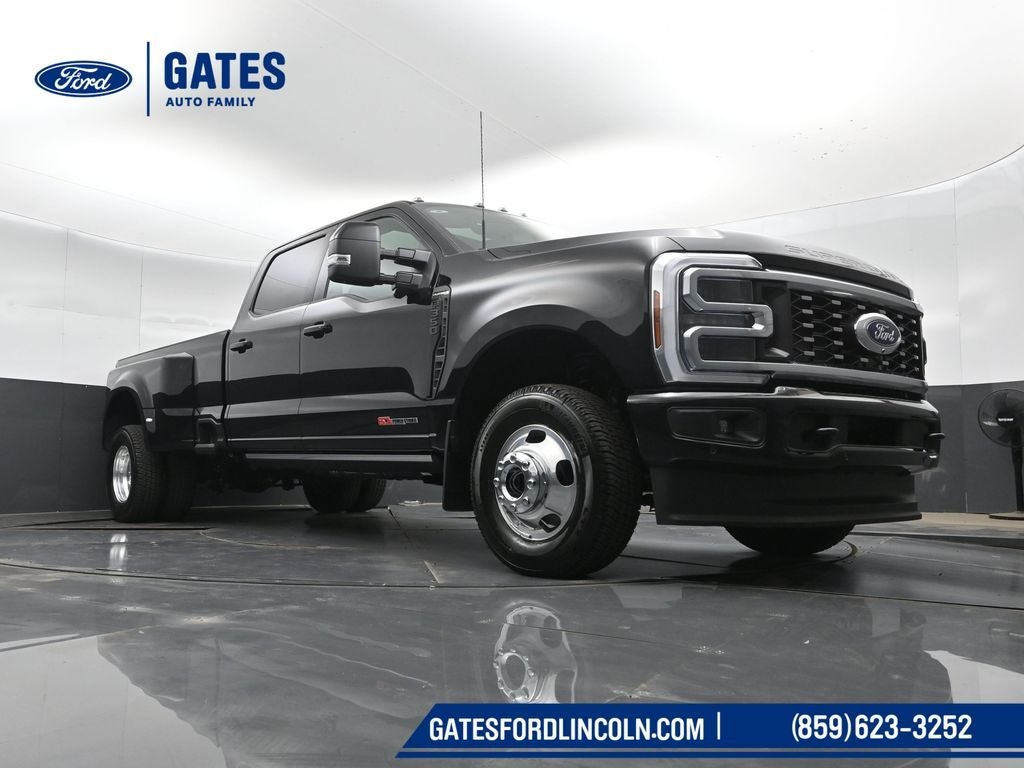 2026 Ford F-350SD Platinum DRW