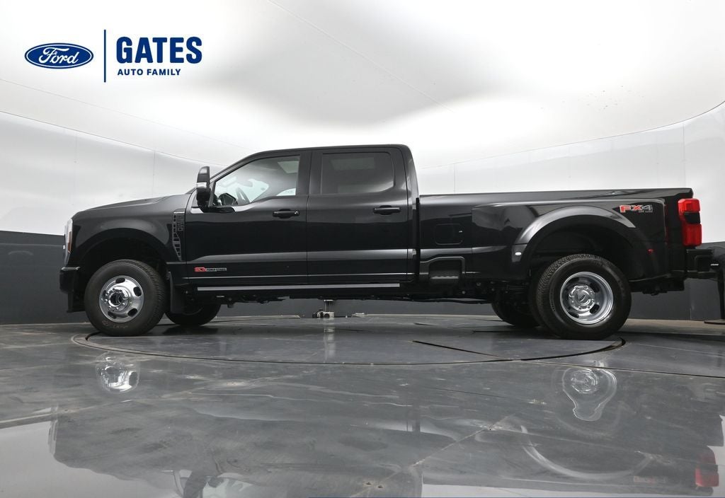 2026 Ford F-350SD Platinum DRW