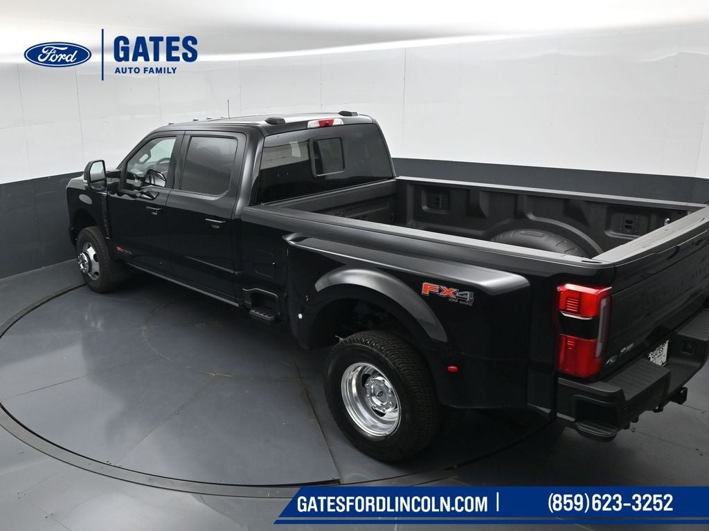 2026 Ford F-350SD Platinum DRW