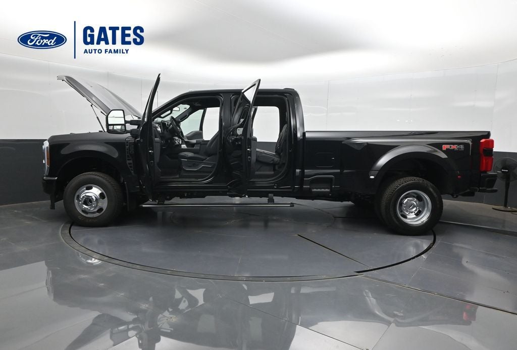 2026 Ford F-350SD Platinum DRW
