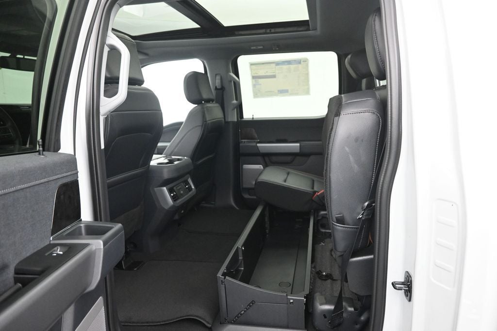 2026 Ford F-350SD Lariat DRW