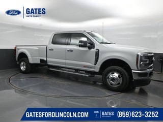 2026 Ford Super Duty F-350 DRW Pickup F-350® Lariat®