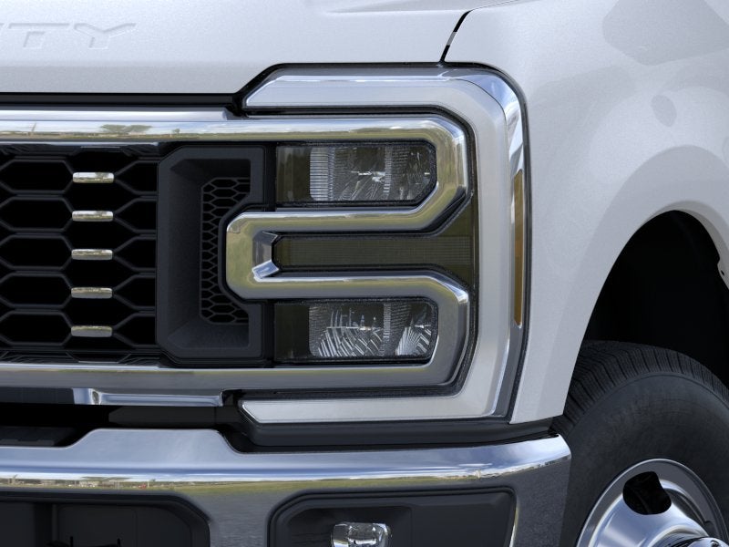 2026 Ford Super Duty F-350 DRW Pickup F-350® King Ranch®