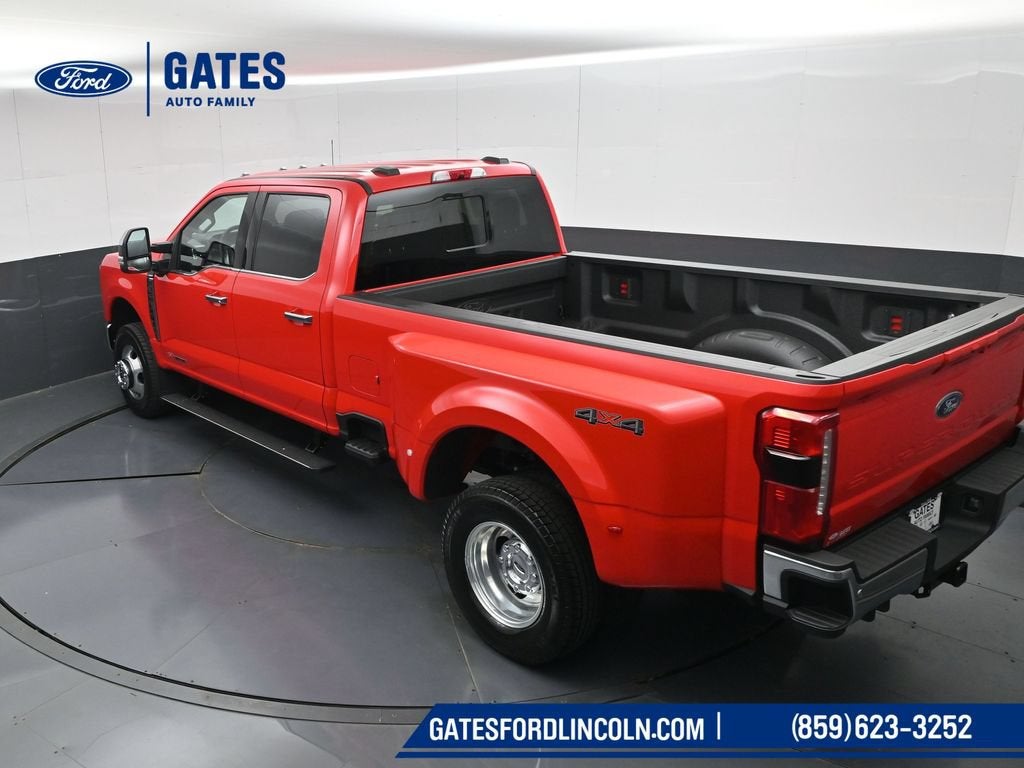 2026 Ford F-350SD Lariat DRW