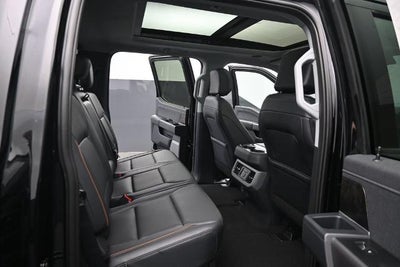 2027 Ford Super Duty F-350 DRW Pickup F-350® Lariat®