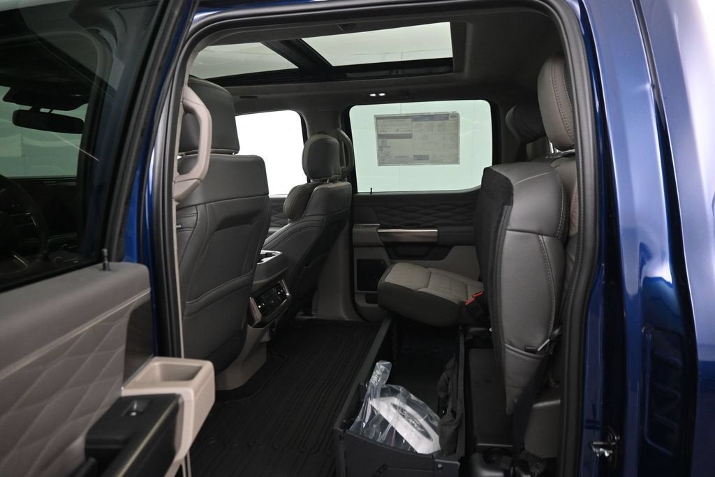2027 Ford F-350SD Platinum DRW