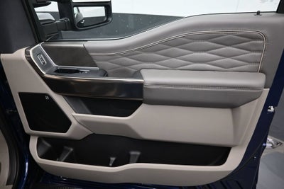 2027 Ford F-350SD Platinum DRW