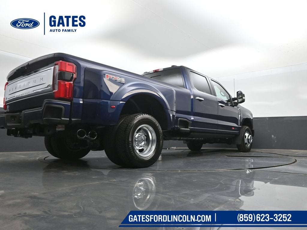 2027 Ford F-350SD Platinum DRW