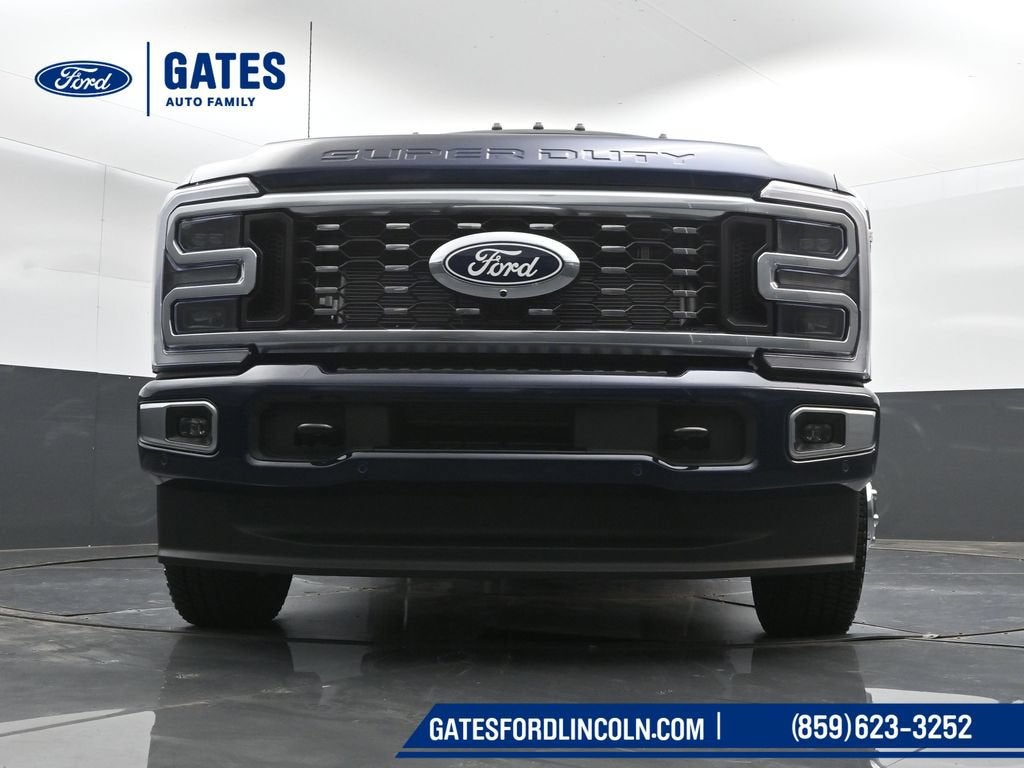 2027 Ford F-350SD Platinum DRW