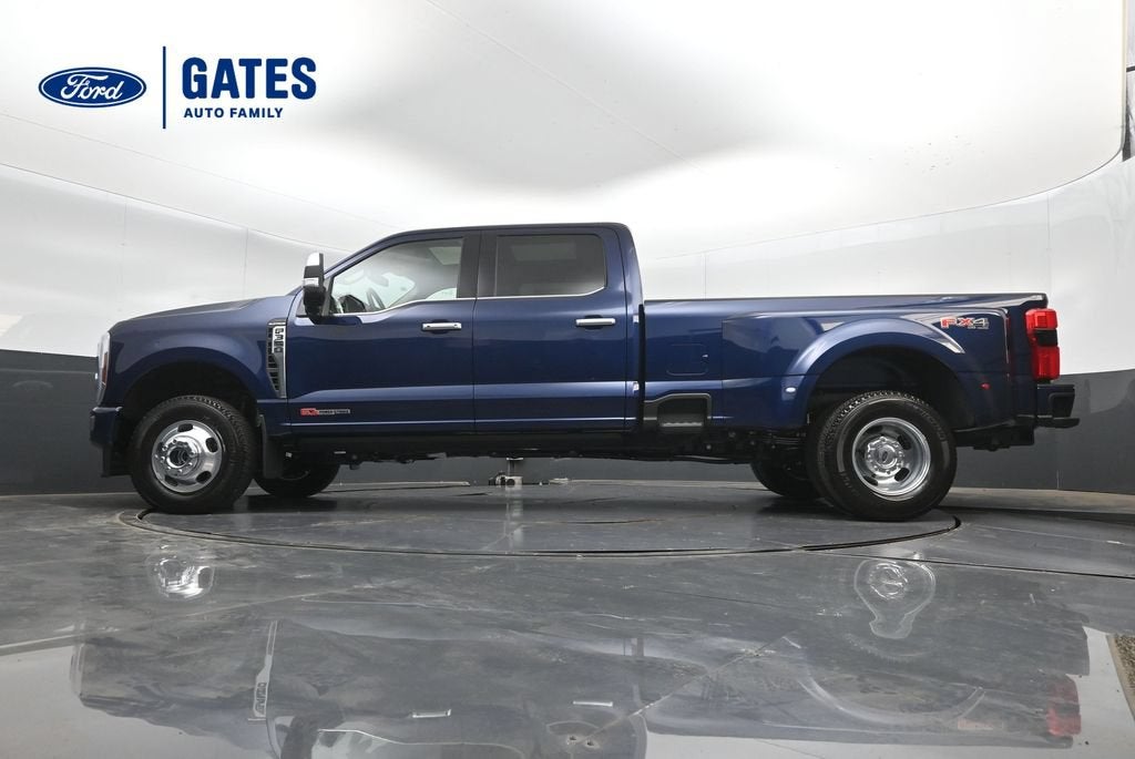 2027 Ford F-350SD Platinum DRW