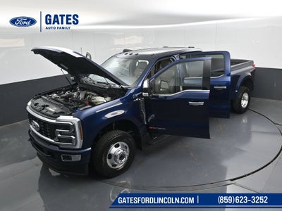 2027 Ford F-350SD Platinum DRW