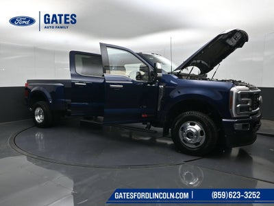 2027 Ford F-350SD Platinum DRW