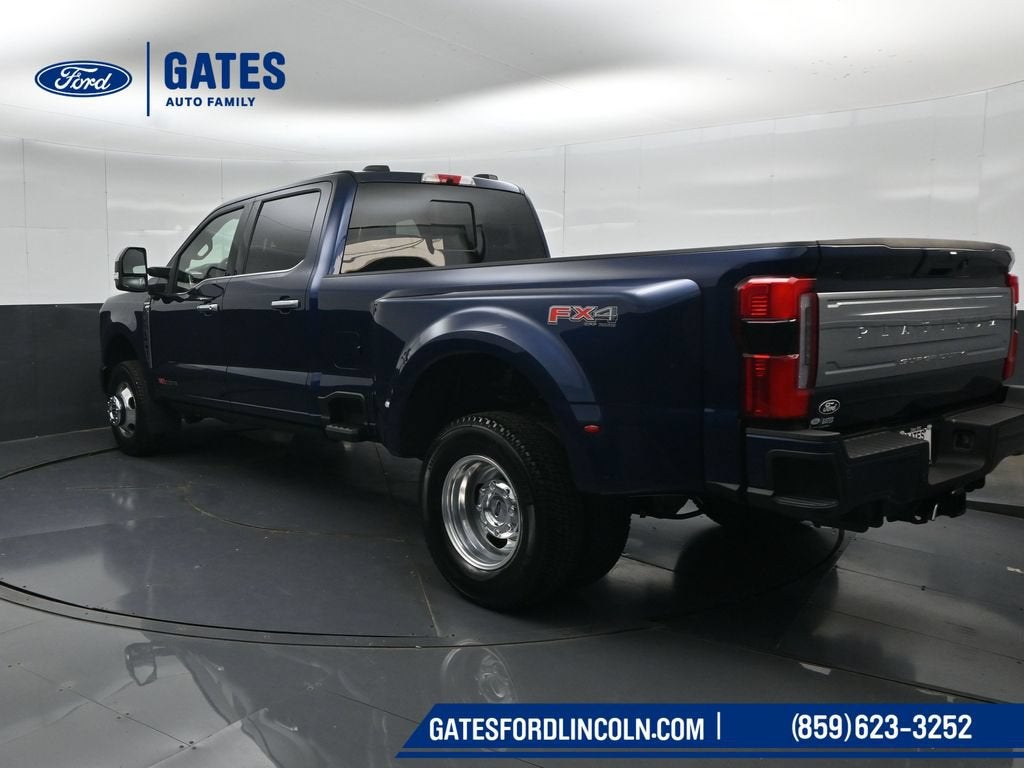 2027 Ford F-350SD Platinum DRW