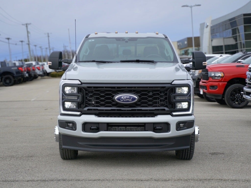 2026 Ford F-350SD XL DRW