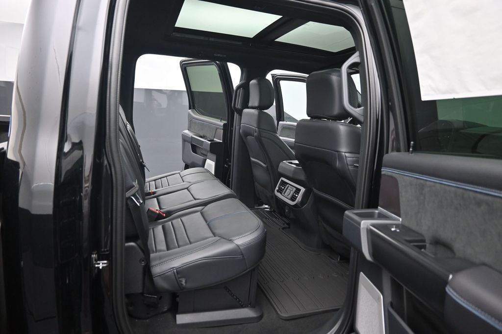 2026 Ford F-350SD Platinum DRW