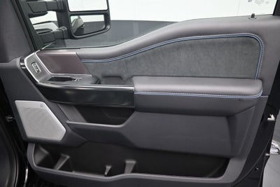 2026 Ford F-350SD Platinum DRW