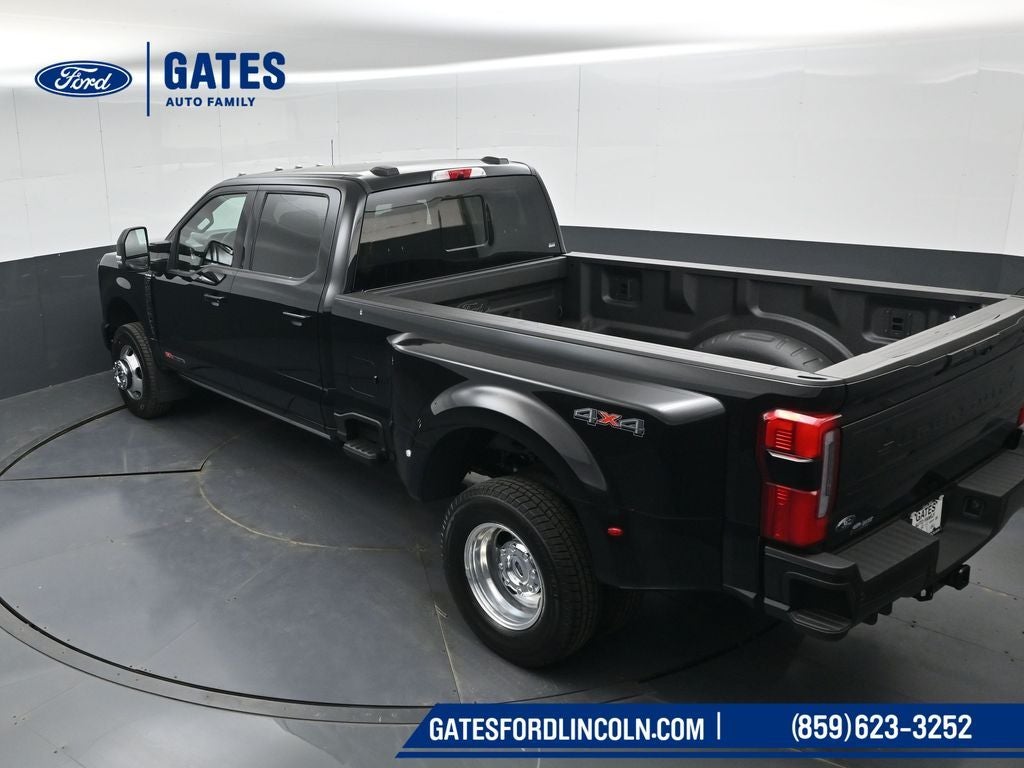 2026 Ford F-350SD Platinum DRW